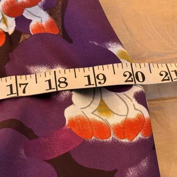 Tahari Purple Floral Sheath Dress Satin Polyester Blend, SZ 12, EUC - Picture 9 of 14